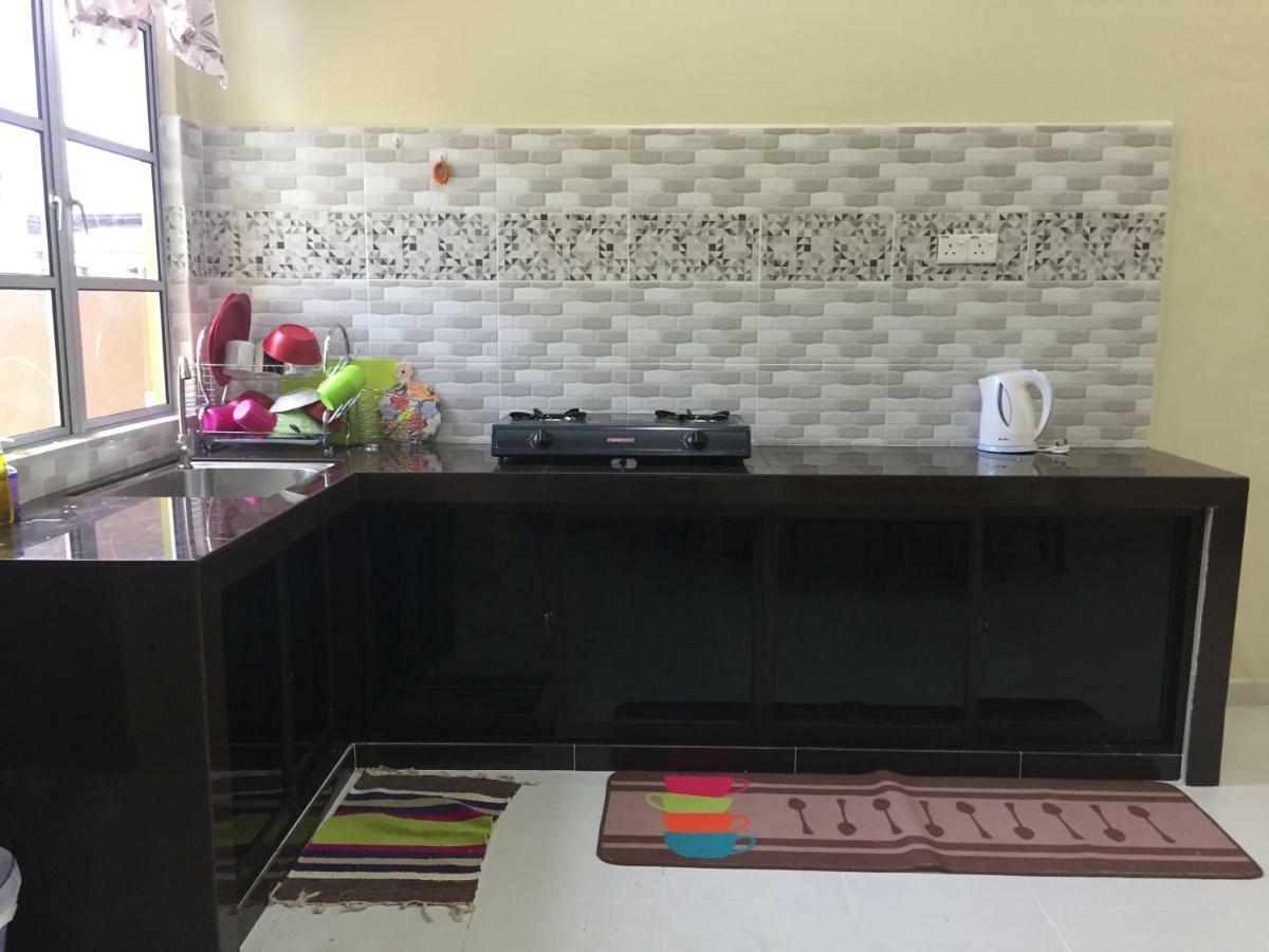 קואלה טרנגאנו Homestay Talina מראה חיצוני תמונה