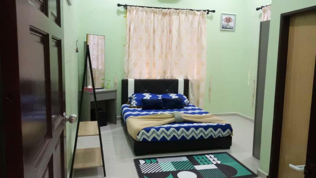 קואלה טרנגאנו Homestay Talina מראה חיצוני תמונה